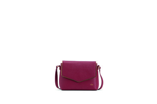 Bolso pequeño cuadrado burdeos de la nueva colección de Carpisa para navidad 2015
