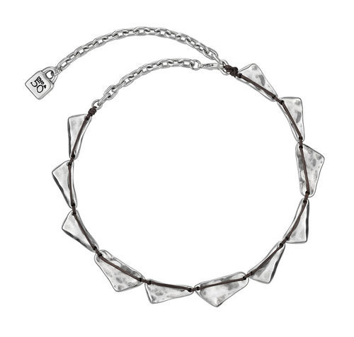 Collar con detalles metálicos unidos por cuero de la colección 'The Darker Side' de Uno de 50