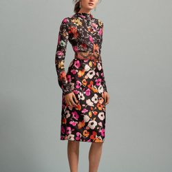 Vestido recto ajustado con print floral para la colección Pre-Fall 2016 de Oscar de la Renta