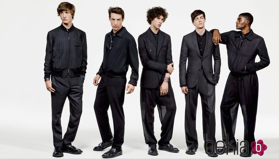 Trajes total black de la nueva colección de Ermenegildo Zegna