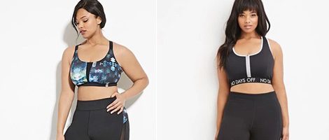 Cropped top azul estampado y mayas negras de Forever 21
