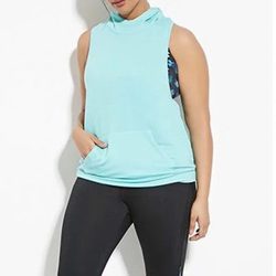Camiseta deportiva ancha sin mangas en azul claro de Forever 21