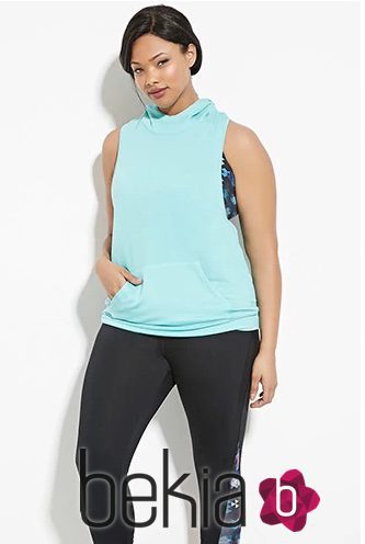 Camiseta deportiva ancha sin mangas en azul claro de Forever 21