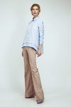 Blusa amplia azul y pantalones palazzo con estampado geometrico de Dolores Promesas Resort 2016