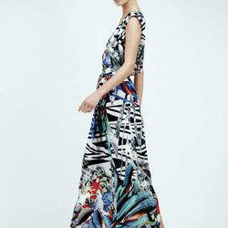 Vestido midi de corte lady con estampado abstracto de Dolores Promesas Resort 2016