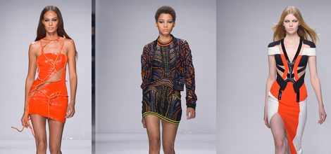 Vestido naranja corto asimétrico de Versace en la semana de la moda de París Primavera/Verano 2016