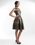 Vestido en clave lady con estampado floral y efecto oro desgastado de Roberto Verino