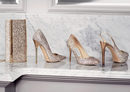 Colección de zapatos con efecto brilli brilli dorado de Jimmy Choo