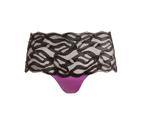 Braga con encanjes anchos en negro de la nueva colección ONE LOVE para San Valentín 2016 de Yamamay