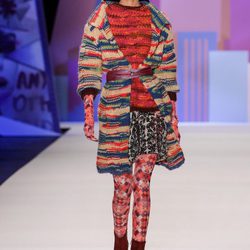 Conjunto colorido geométrico de Desigual en la FW de Nueva York para otoño/invierno 2016/2017