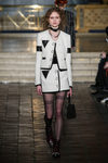 Traje blanco de falda de Alexander Wang en la New York Fashion Week para otoño/invierno 2016/2017