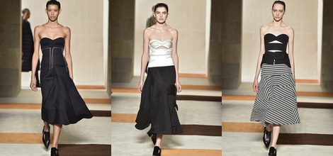 Vestido negro ligero de Victoria Beckham en la FW de Nueva York otoño/invierno 2016/2017
