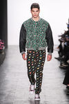 Bomber con print animal de Jeremy Scott en la FW de Nueva York para otoño/invierno 2016/2017