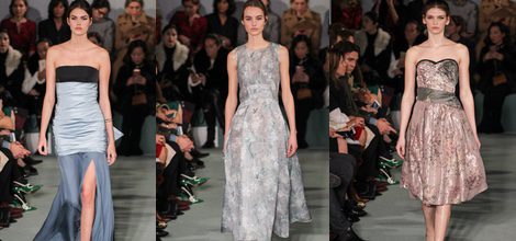 Vestido seda azul de Oscar de la Renta en la New York FW para otoño/invierno 2016/2017