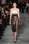 Vestido efecto degradado de Oscar de la Renta en la New York FW para otoño/invierno 2016/2017