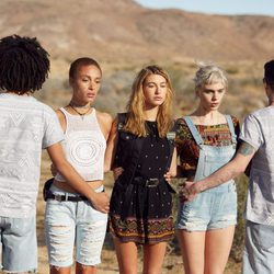 Conjuntos étninos, denim y ganchillo de H&M para el festival Coachella Valley