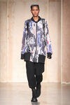 Chaqueta larga de DKNY en FW de Nueva York para otoño/invierno 2016/2017