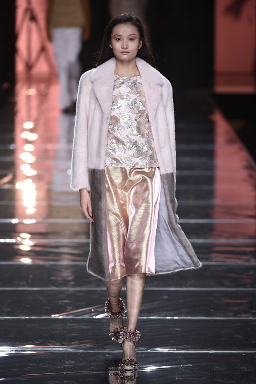 Look brilli brilli de Duyos en la FW de Madrid para otoño/invierno 2016/2017 