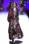 Maxi falda jacquard con bomber efecto lúrex de Francis Montesinos en la FW de Madrid para otoño/invierno 2016/2017