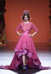 Vestido inspiración flamenca de Francis Montesinos en la FW de Madrid para otoño/invierno 2016/2017