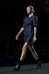 Vestido de cuero de Roberto Torretta en la FW de Madrid para otoño/invierno 2016/2017