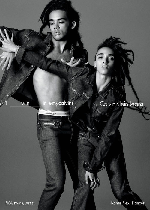 FKA twigs posando para Calvin Klein Jeans con su colección primavera/verano 2016