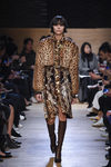 Conjunto vestido y torera combinación 'animal print' snake y leopardo de Givenchy en Paris Fashion Week otoño/invierno 2016/2017