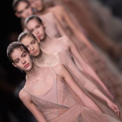 Pasarela coleccion otoño/invierno 2016/17 de Valentino en Paris Fashion Week 