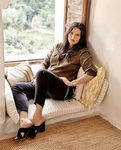 Candice Huffine en la campaña de primavera 2016 Violeta by Mango
