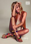 Elsa Pataky con unas sandalias étnicas de la colección primavera/verano 2016 de Gioseppo
