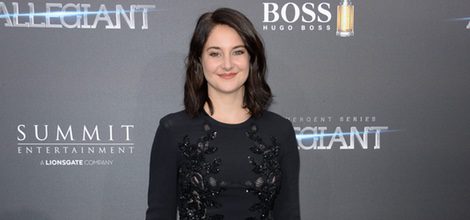 Shailene Woodley en el estreno 'La serie Divergente: Leal' con un jumpsuit de Elie Saab