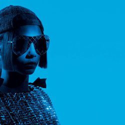 Cara Delevingne, embajadora de la colección de gafas graduadas y de sol 2016 de Chanel