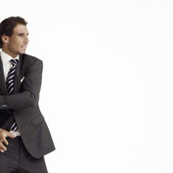 Rafa Nadal con traje de Tommy Hilfiger para la nueva campaña de sastrería 