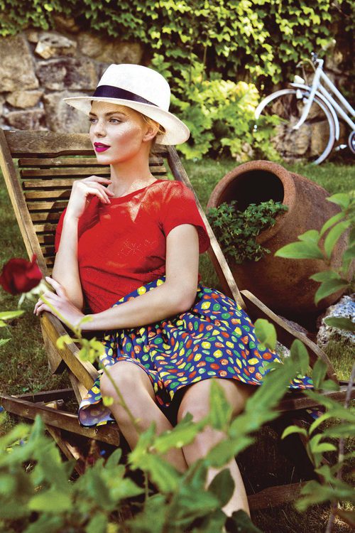 Conjunto camisa rouge y falda estampado cítricos colección Primavera/ Verano 2016 de Dolores Promesas