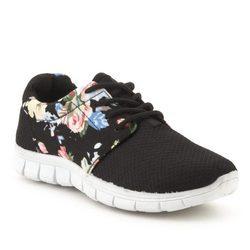 zapatos Deportivos tipo Yeeze estampados de la colección primavera/verano 2016 de merkal