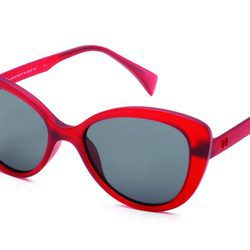 Gafas tipo cateyes de marco rojo transparente y lente oscuro de la colección primavera/verano 2016 de italia Independent