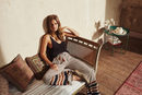 Pantalón largo de estampado étnico con top azul de la campaña Road to Morocco Primavera/Verano 2016 de Primark