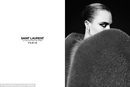 Cara Delevingne y Saint Laurent en la nueva campaña en blanco y negro de la firma 