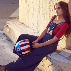 Mono maxi vaquero con top rojo de la colección denim Free People Primavera/Verano 2016