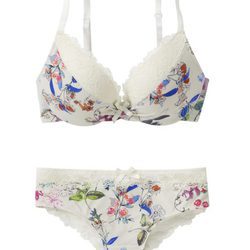 Conjunto de lencería de la coleccion primavera/verano 2016 de Etam