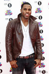 Estilismo de Jason Derulo en los Teen Awards 2011