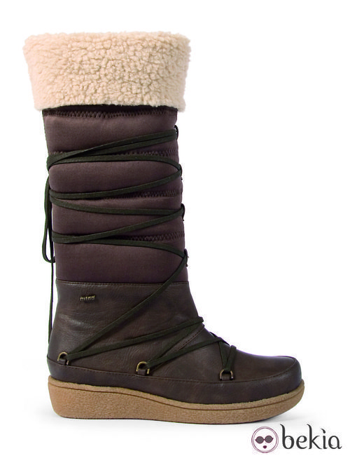 Bota forrada de borrego en tono Moka, propuesta de Mustang para este Otoño/Invierno.