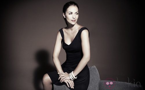 Paula Echevarría para Blanco Vestido Negro