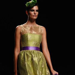 Minivestido verde con cinturón
