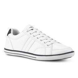 sneakers blancos con detalles azules de la colección primavera/verano 2016 de Merkal