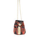 Bolsa tejida de la colección primavera/verano 2016 de merkal 
