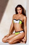Adriana Lima, imagen de la colección de baño 2016 de Calzedonia