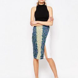 Básica negra y falda larga estampa de la colección de Chi Chia para ASOS Africa