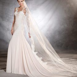 Vestido Orosia de la colección Pronovias 2017