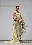 Vestido verde con cola de Hannibal Laguna en la Pasarela Costura España 2016